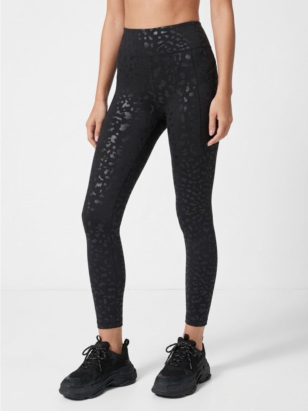 Athleta Salutation Stash Embossed 7/8 Leggings Black Leopard Pocket XS Like New